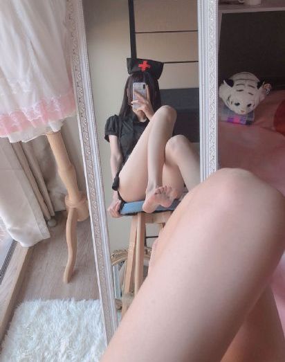 欧美丝袜女同恋足视频_90分钟完整视频视频大全