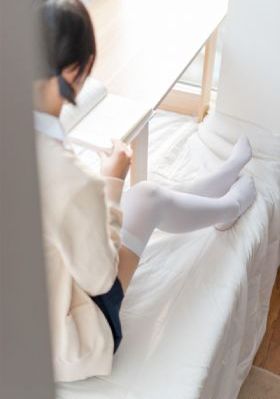 久久久久人妻一区精品果冻_蓝光迅雷电影在线